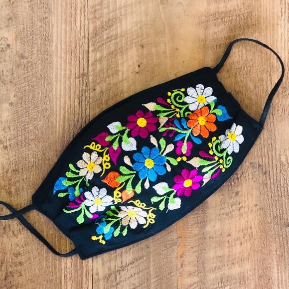 Mexican Embroidered Face Mask Floral Puebla Fiesta - Picture 2 of 6